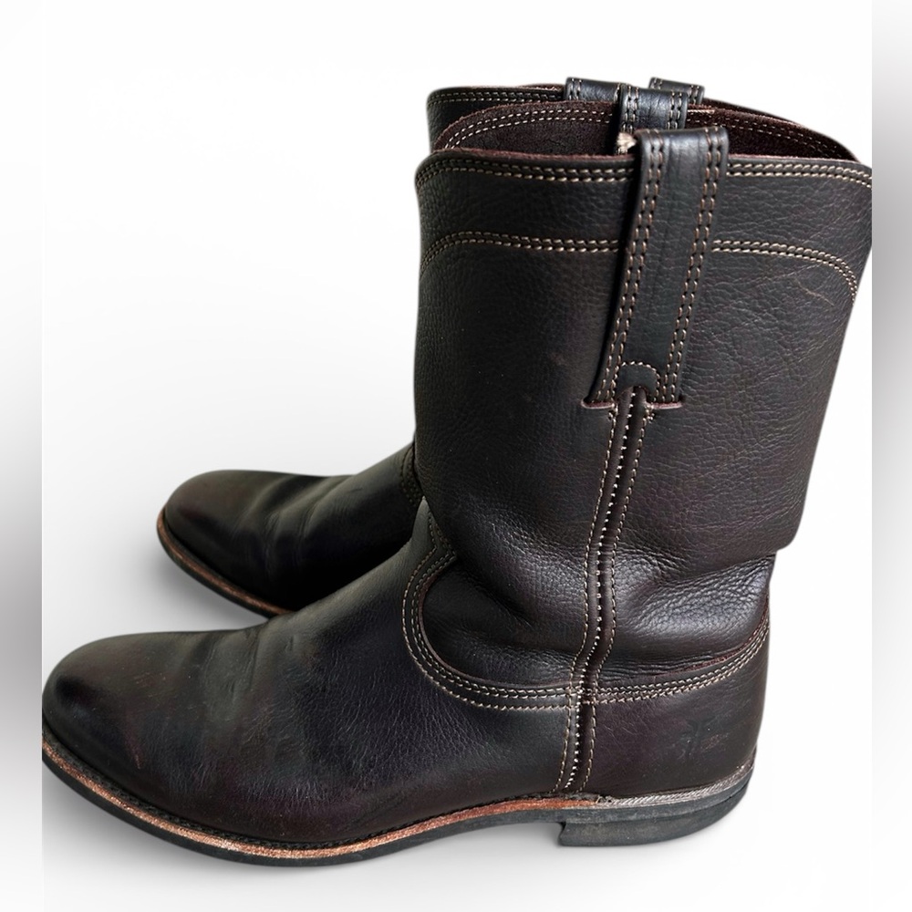 Frye Duke Roper Cowboy Boots Dark Brown Leather Pull On Oil Resistant Mens Sz 10 - Picture 12 of 16